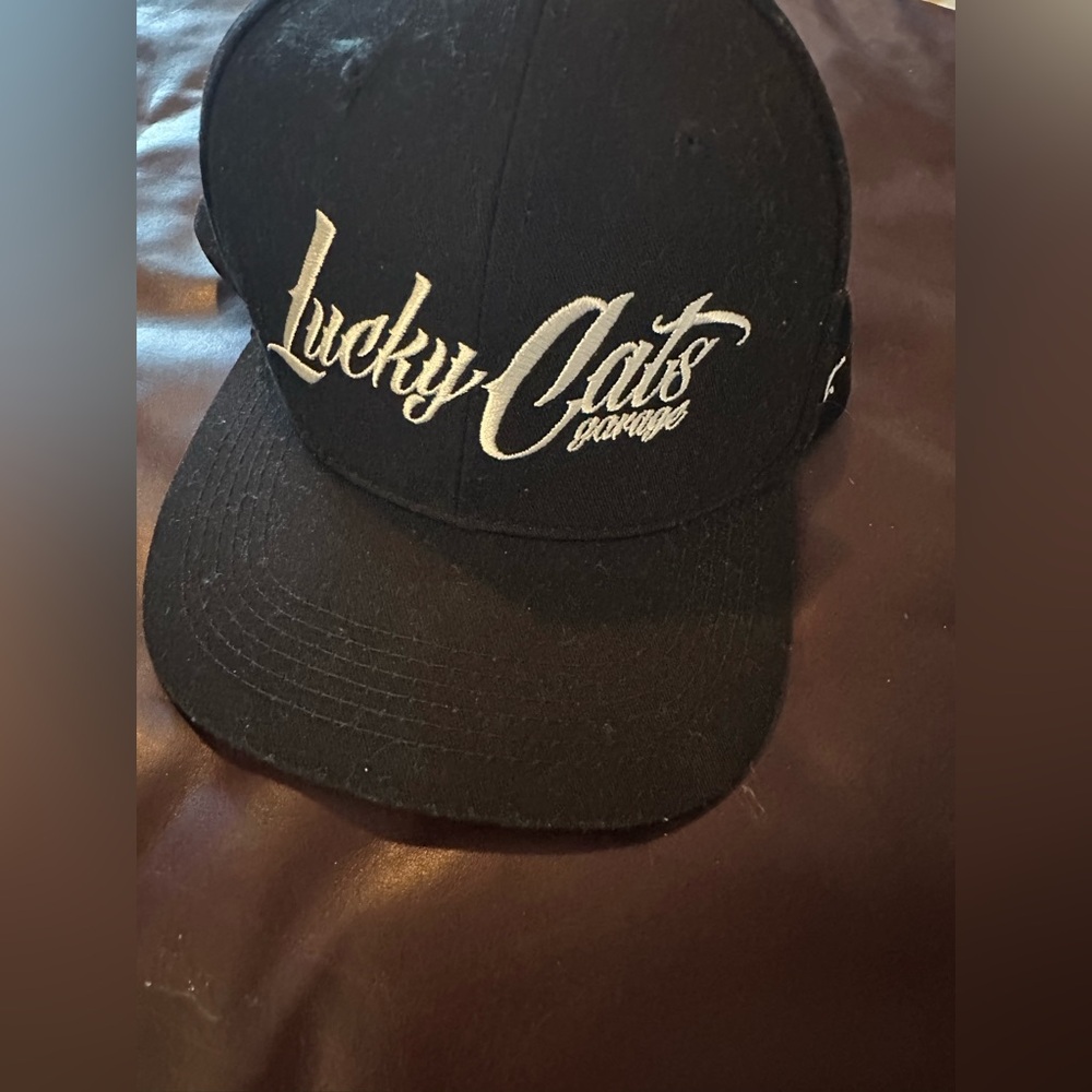 Lucky Cats  Diamond Supply  Illest
